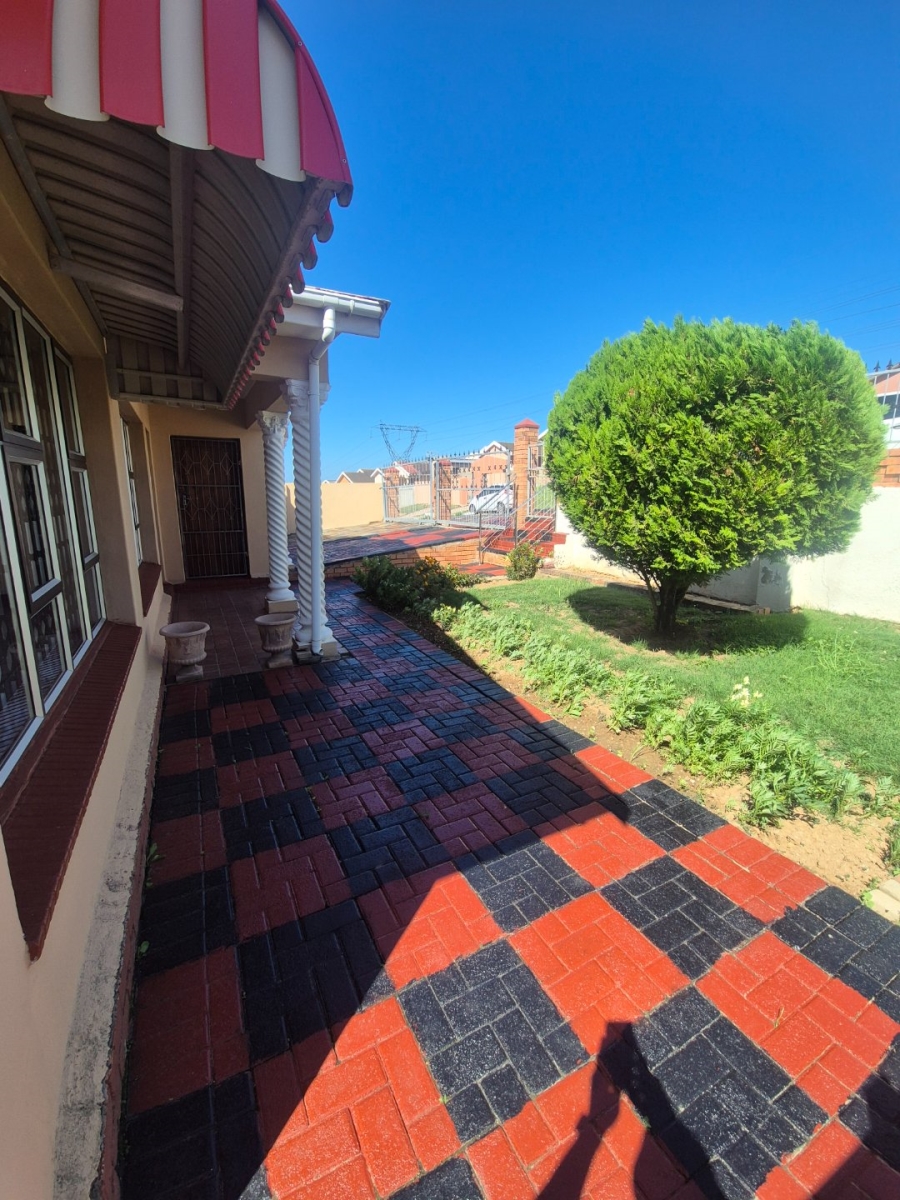 3 Bedroom Property for Sale in Kwamagxaki Eastern Cape